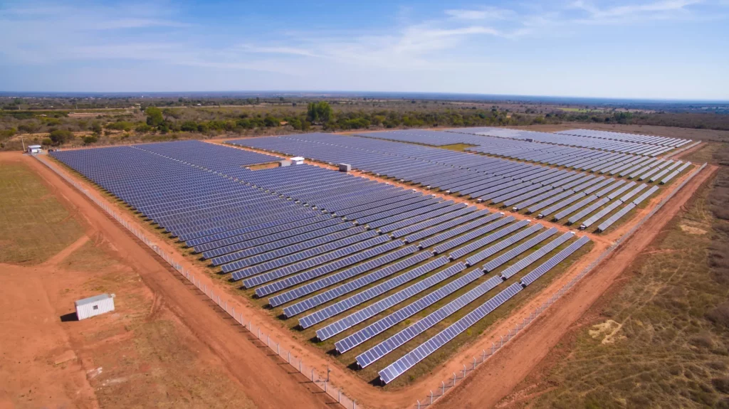 imagem aérea de fazenda solar