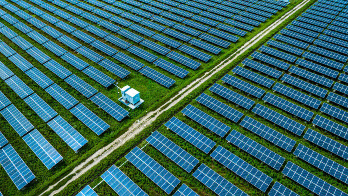 Energia solar: guia completo sobre como funciona, tipos e benefícios